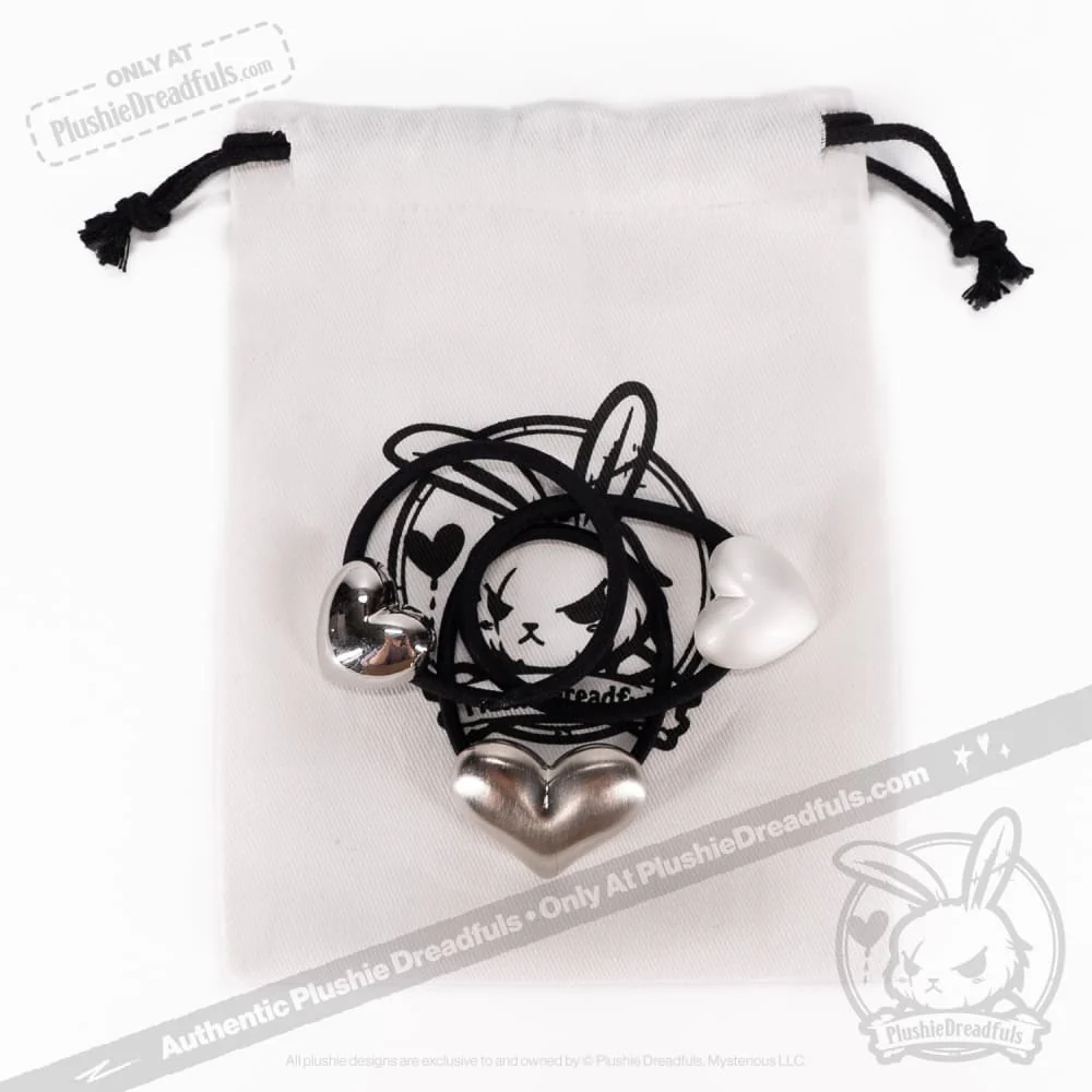 Plushie Dreadfuls - Goth Girl 3 Heart Bracelet Set - Image 3